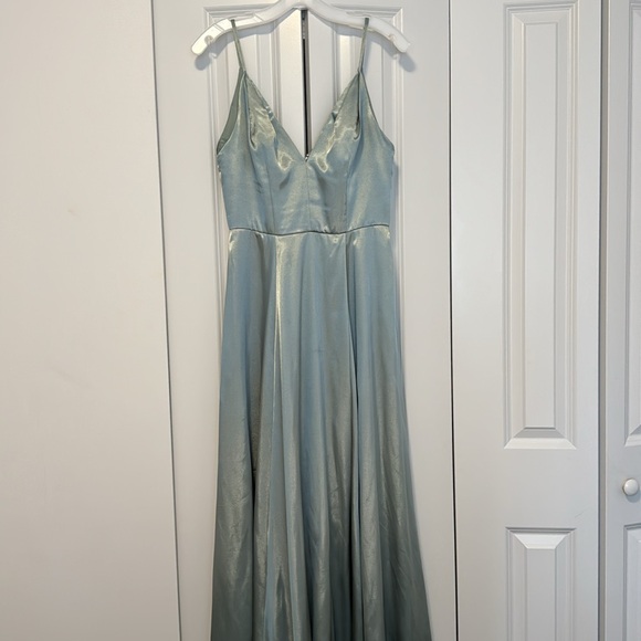 Davids Bridal Bridesmaid Dress - Picture 2 of 4